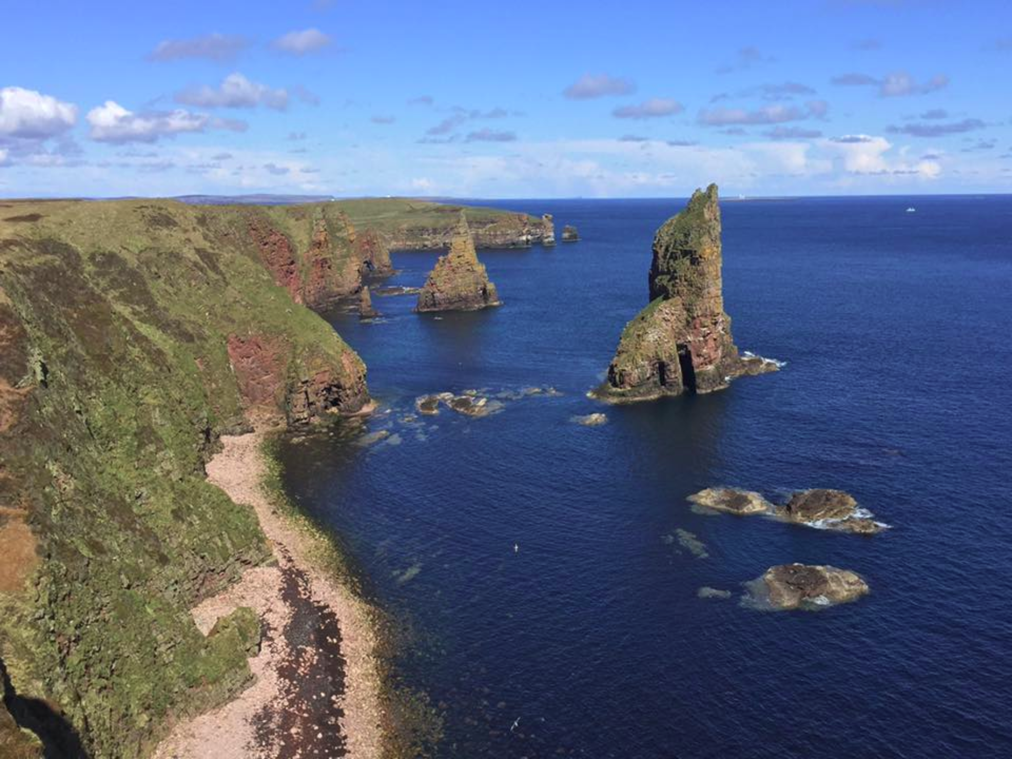 Between the brochs scoping the coast with scape 1