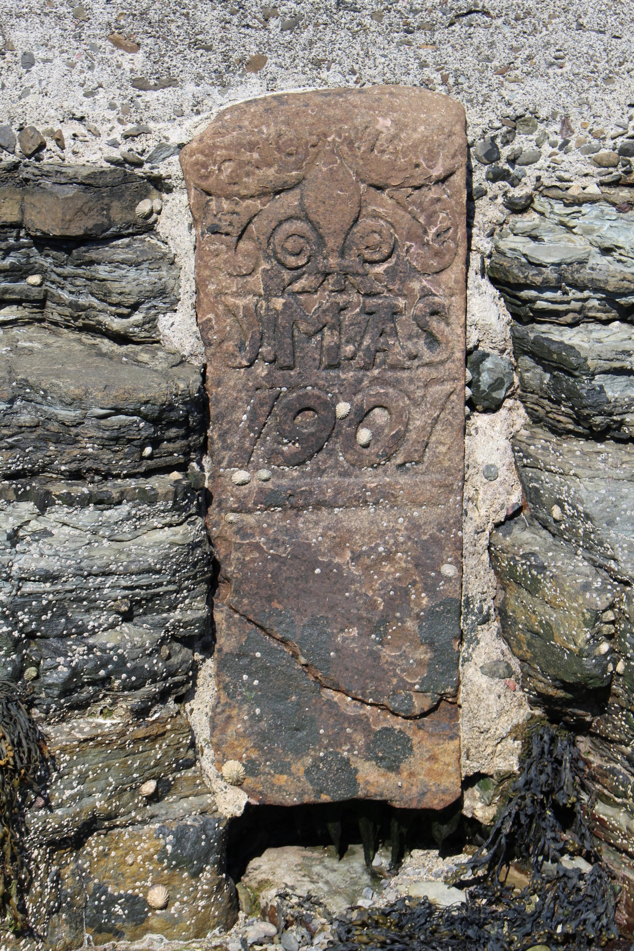 Between the brochs scoping the coast with scape 16