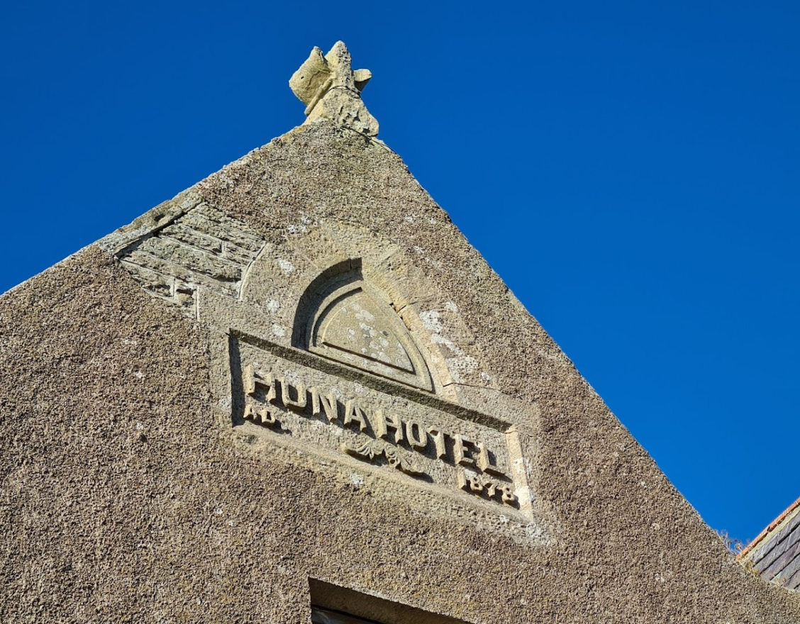 Huna